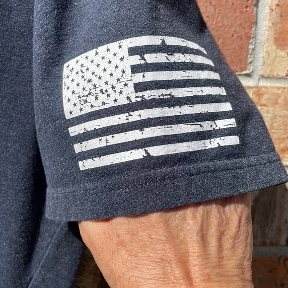 Under Armor Heatgear Mens T Shirt Size Large short Sleeve - Picture 3 of 8